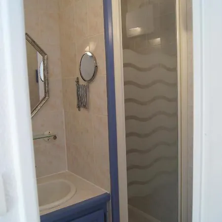 Lägenhet Lara 6 - Grand T2 Terrasse Loggia - Wc Indep - Parking - Quartier Calme Entre Centre-port Et Ile Des Loisirs Richelieu *