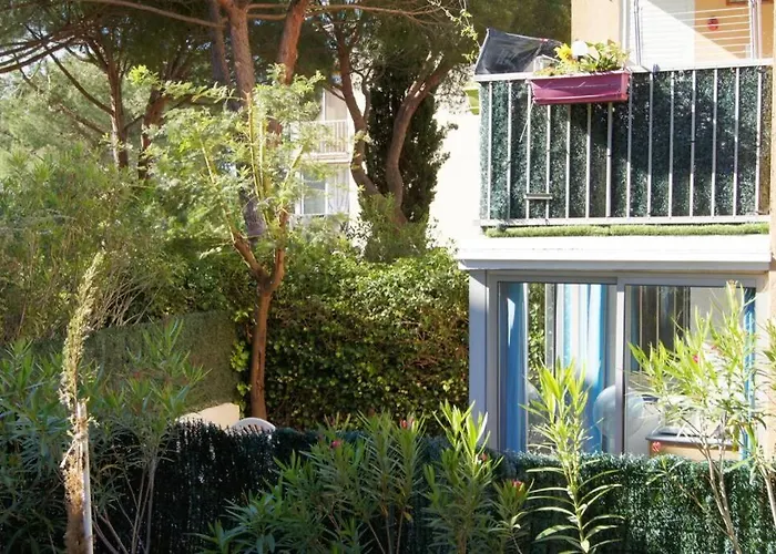 Les Locations De Lara Vi - T3 31m² Rez-de-jardin Terrasse 32m² Loggia Pkg Appartement