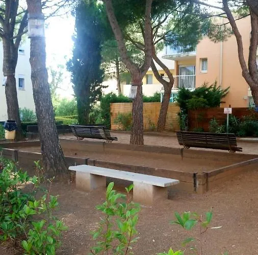 Appartement Les Locations De Lara Vi - T3 31m² Rez-de-jardin Terrasse 32m² Loggia Pkg Agde