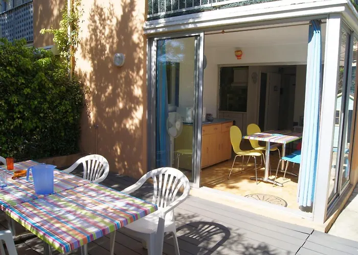 Appartement Les Locations De Lara Vi - T3 31m² Rez-de-jardin Terrasse 32m² Loggia Pkg *